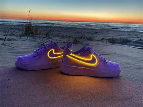 leucht schuhe nike|light up shoes Nike.